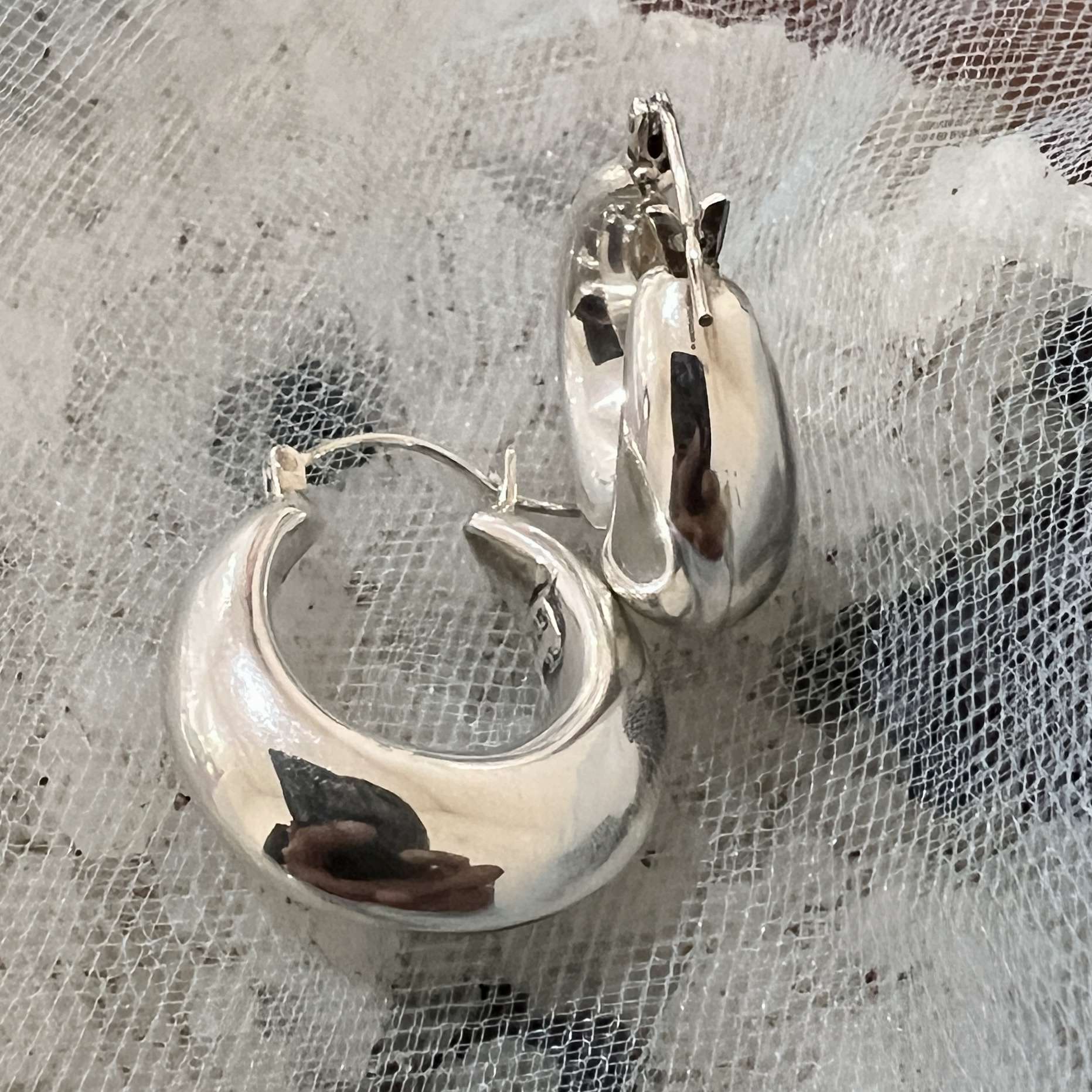 UNIQUE 925 BALI SILVER SIMPLE PLAIN DOME EARRINGS